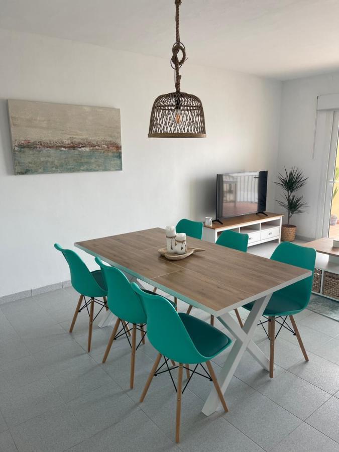 산펠리우데기솔스 Aquamarine Sant Feliu En La Playa Con Patio 아파트 외부 사진