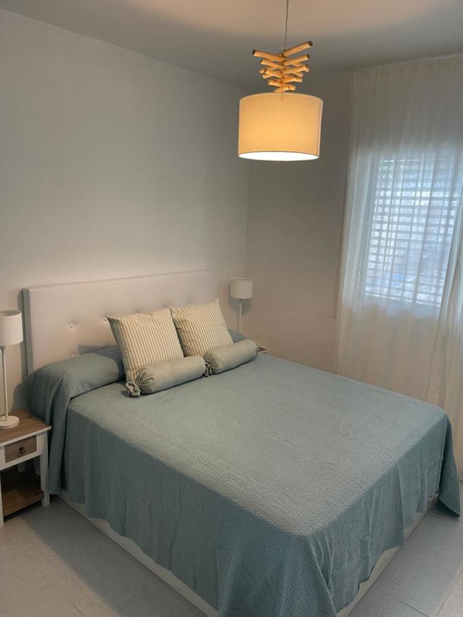 산펠리우데기솔스 Aquamarine Sant Feliu En La Playa Con Patio 아파트 외부 사진
