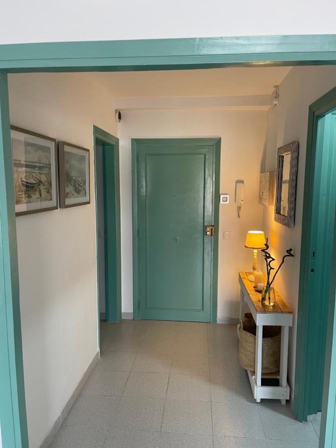 산펠리우데기솔스 Aquamarine Sant Feliu En La Playa Con Patio 아파트 외부 사진