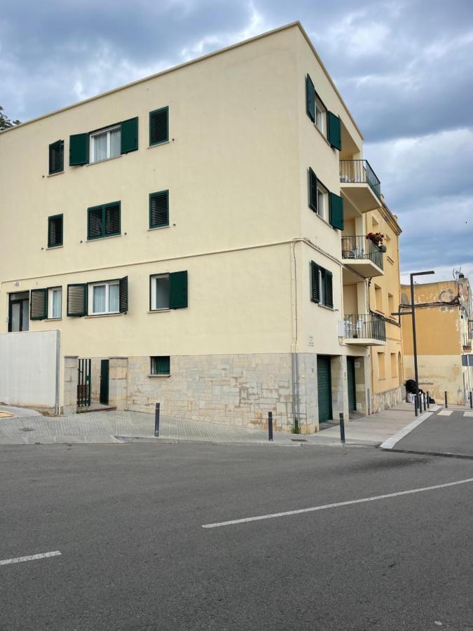 산펠리우데기솔스 Aquamarine Sant Feliu En La Playa Con Patio 아파트 외부 사진