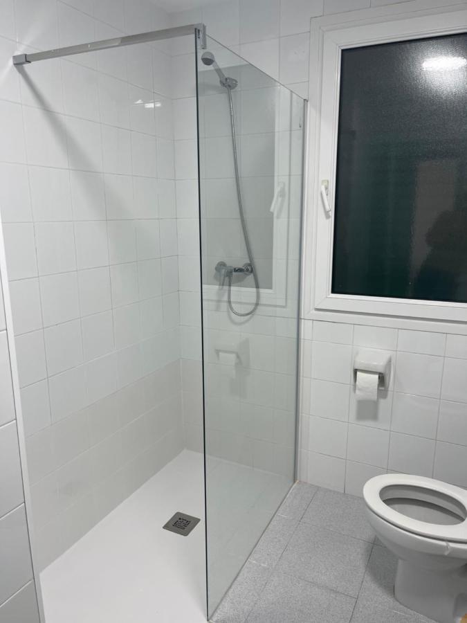 산펠리우데기솔스 Aquamarine Sant Feliu En La Playa Con Patio 아파트 외부 사진